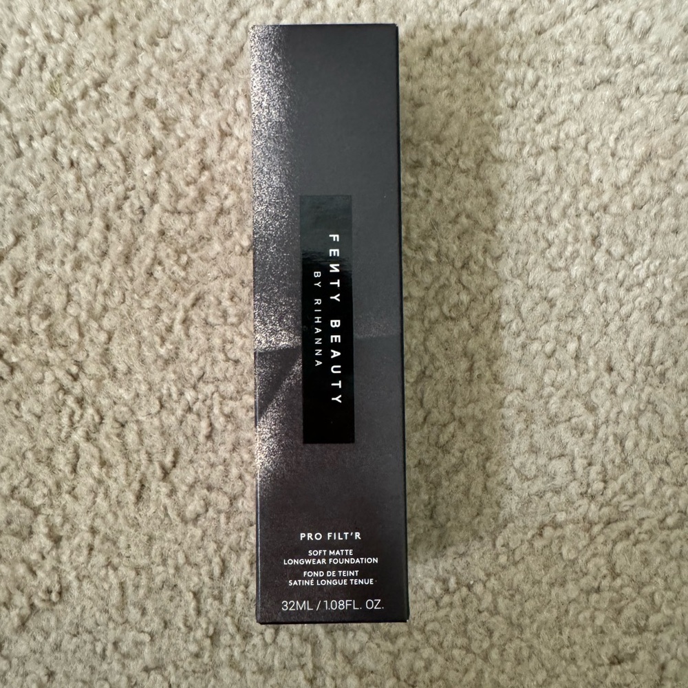 Fenty Beauty PRO FILT'R SOFT MATTE LONGWEAR FOUNDATION Shade 370